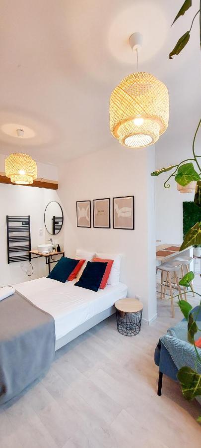 Artpink - Ideal Pros - Proche Commerces - Agathor Montluçon المظهر الخارجي الصورة