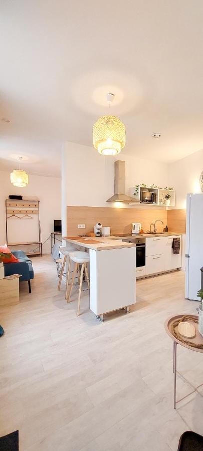 Artpink - Ideal Pros - Proche Commerces - Agathor Montluçon المظهر الخارجي الصورة